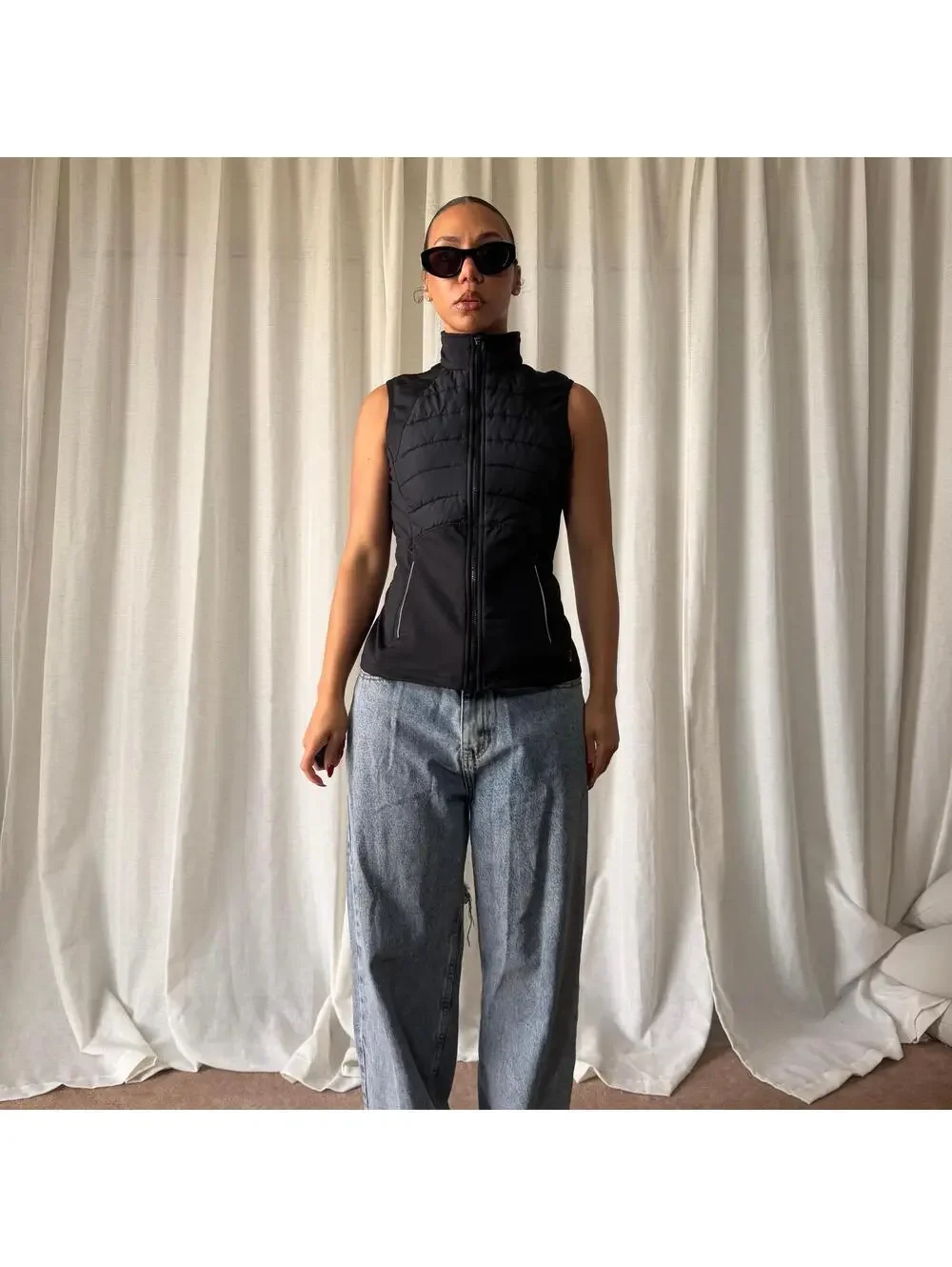 ASICS - Picture 2 of 8